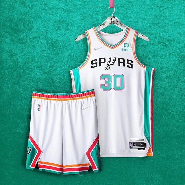 Maillots Spurs 2023-2024, Maillots NBA officiels San Antonio Spurs -  basketpack.